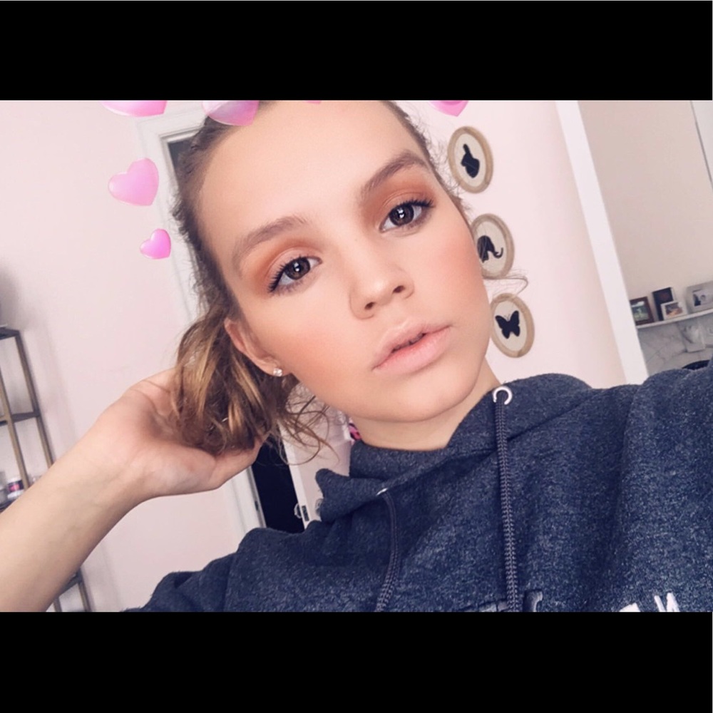 Meet your Posher, Lilly